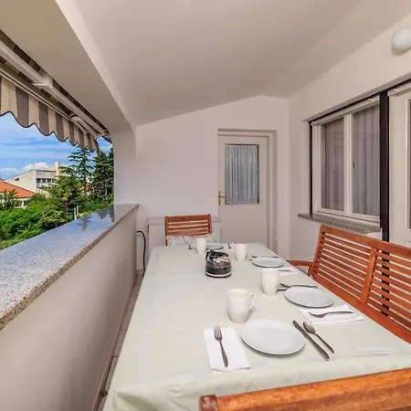 Apartman Garden View *